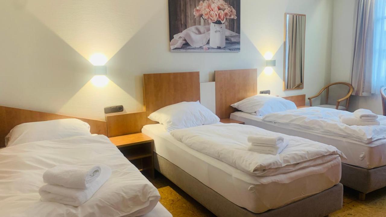 Hotel Gold'Ne Krone Oppenheim Bagian luar foto