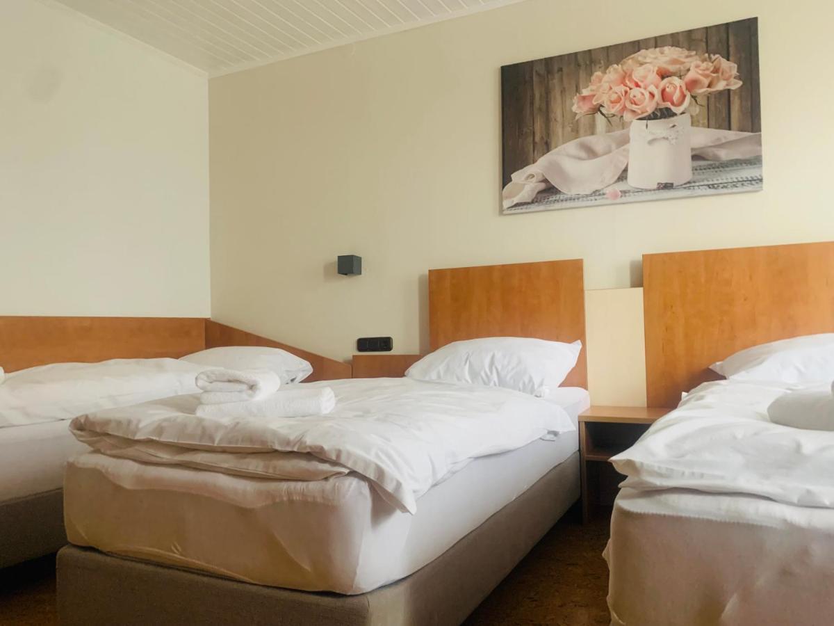 Hotel Gold'Ne Krone Oppenheim Bagian luar foto